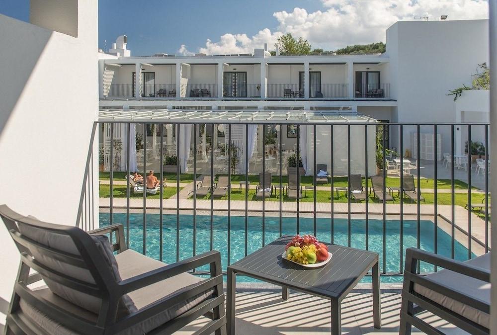 فندق Aqua Bay Plános المظهر الخارجي الصورة